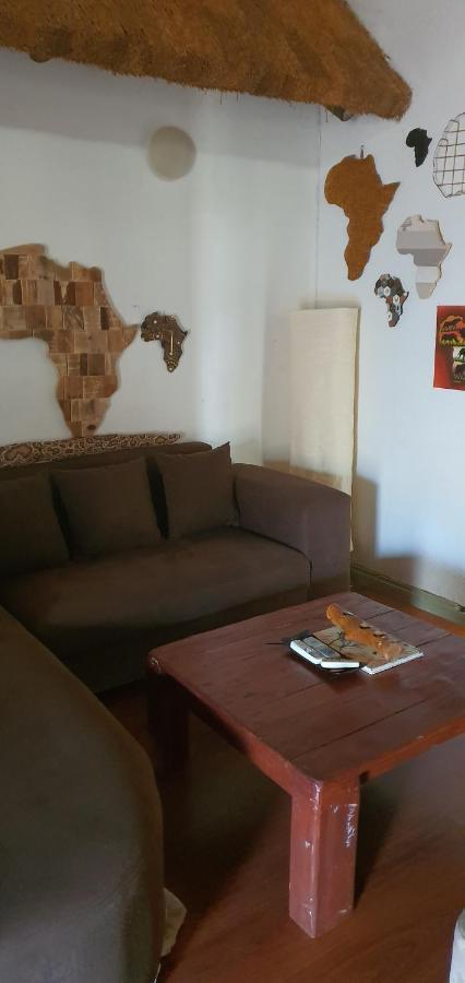 Mopani Manor Villa มาร์ลอทพาร์ค ภายนอก รูปภาพ